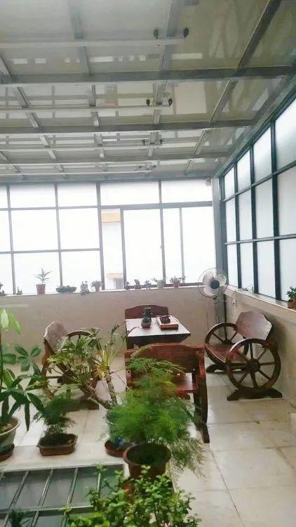還在裝傳統(tǒng)陽光房？太傻了！如今大家都裝這個(gè)，美觀、環(huán)保還能賺錢！